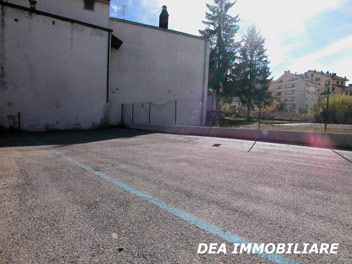 Ovindoli, Via Moretti. Posto auto scoperto in vendita.